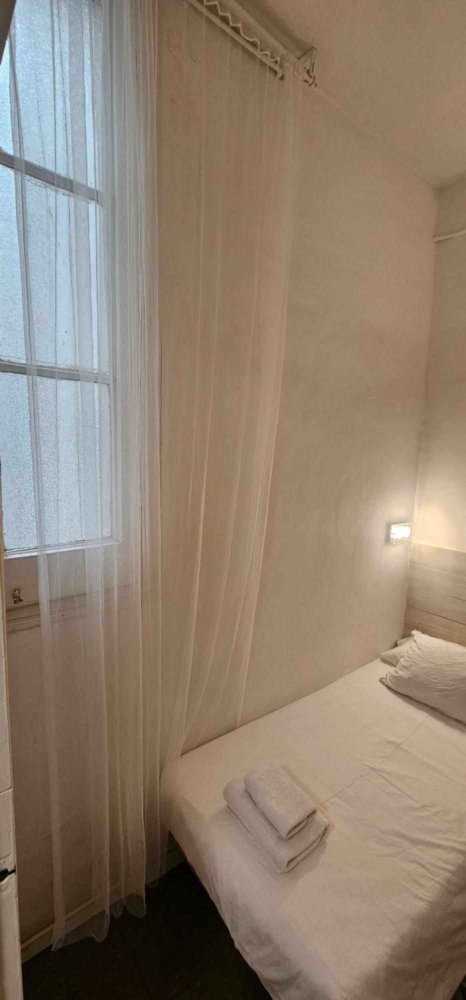 Hostal Eixample Barcelona Kültér fotó